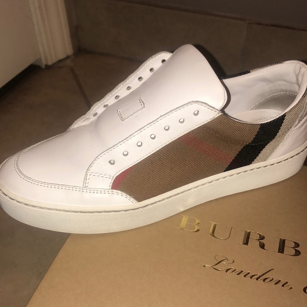 Burberry shoes